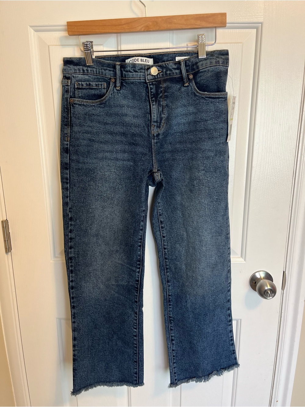 NWT Code Bleu Petite Size Stretch Denim Straight Leg High Rise Jeans - Picture 3 of 8